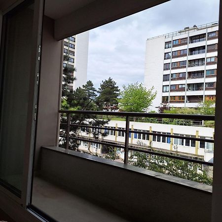 Chic Parisian Studio Retreat Bright Spacious And Secure Parking Exteriér fotografie